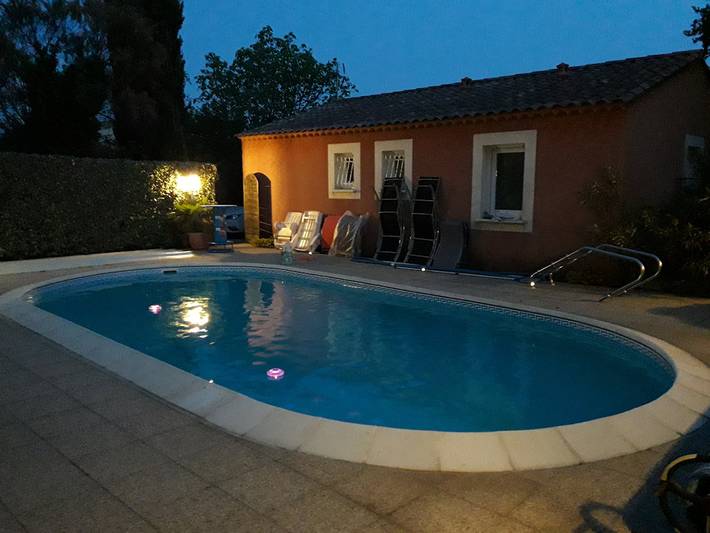 Gîte pour 5 personnes, avec piscine ainsi que terrasse et jardin en Ardèche - 3
