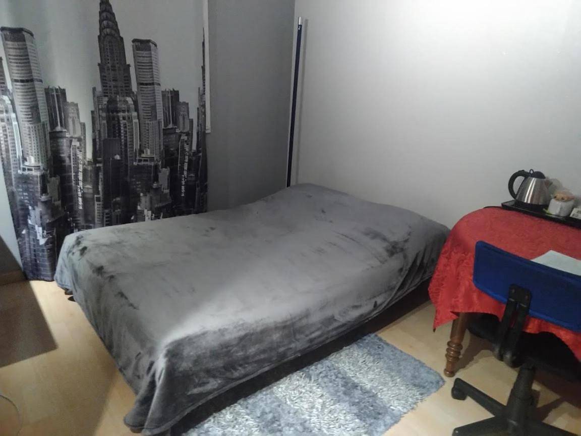 Chambre Grand lit New York in Combs-la-Ville, Seine-et-Marne