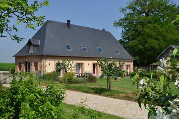 Gîte pour 8 personnes, avec jardin et terrasse en Normandie