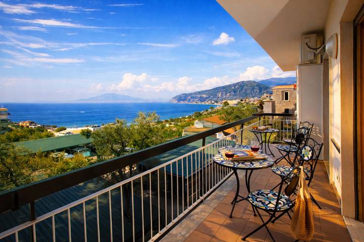 Ferienwohnung für 7 Personen, mit Balkon in Sorrent