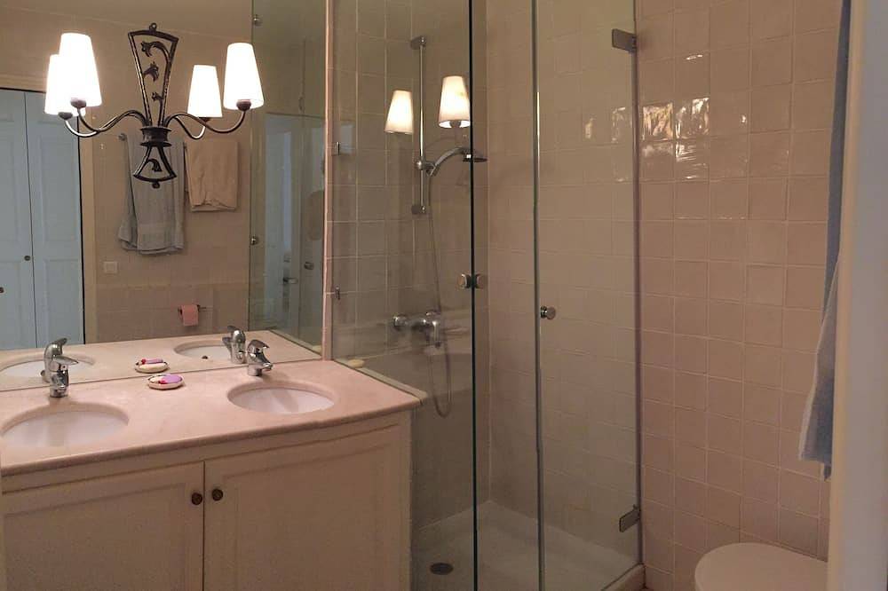 Entire apartment, Luxury apartment in Saint-Tropez in Saint-Tropez, Mediterranean Coast (France)