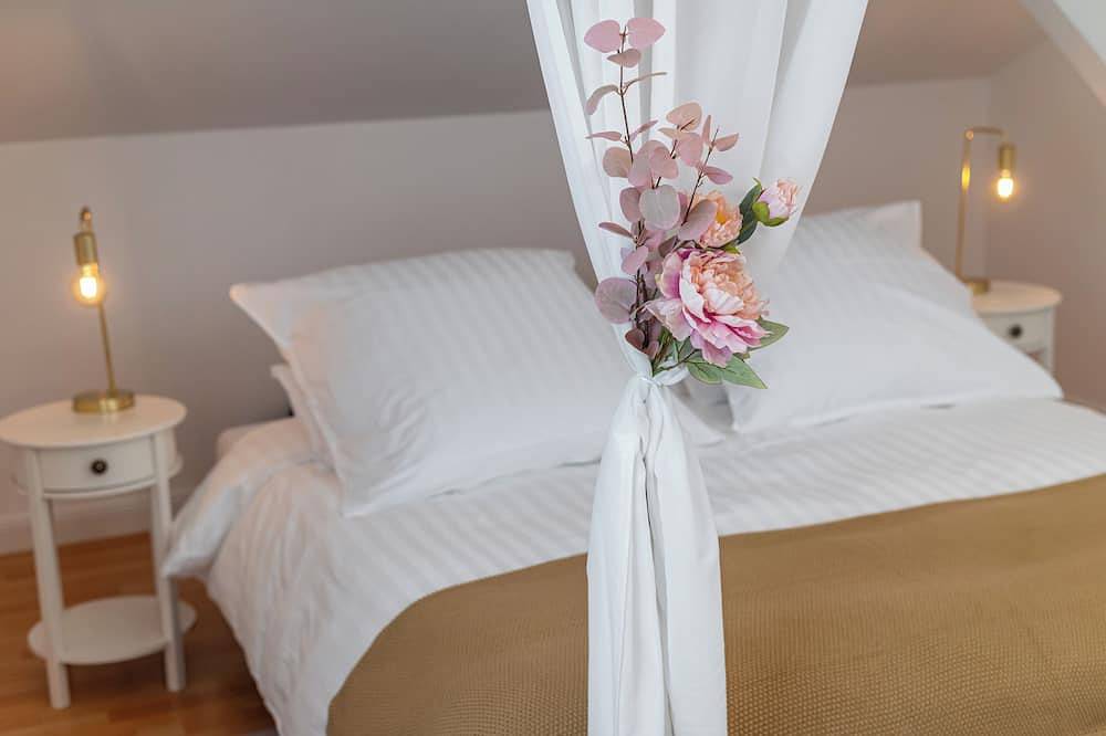 Ganze Wohnung, La Casa Bonita, Bezauberndes Familien-Apartent 3 Schlafzimmern und Sonnenterraze in Bad Aibling, Landkreis Rosenheim