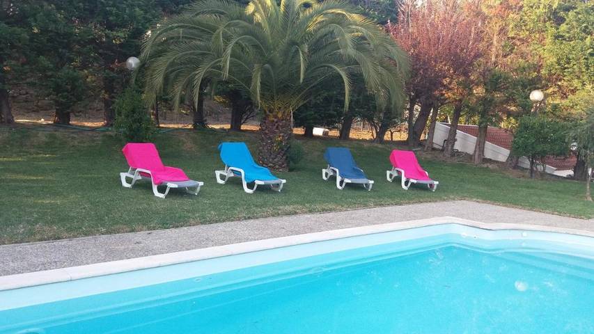 Location de vacances pour 6 personnes, avec jardin et piscine dans Mesão Frio