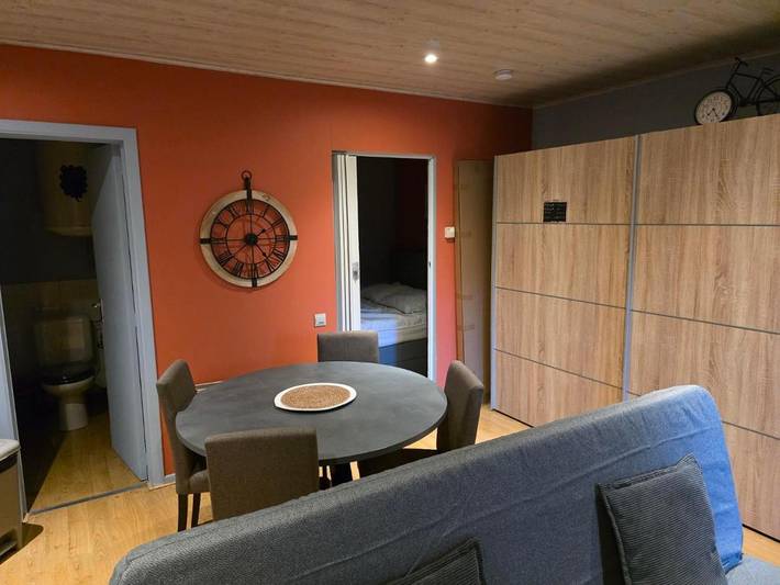 Gîte pour 4 personnes, avec terrasse et vue, animaux acceptés dans Membre - 4