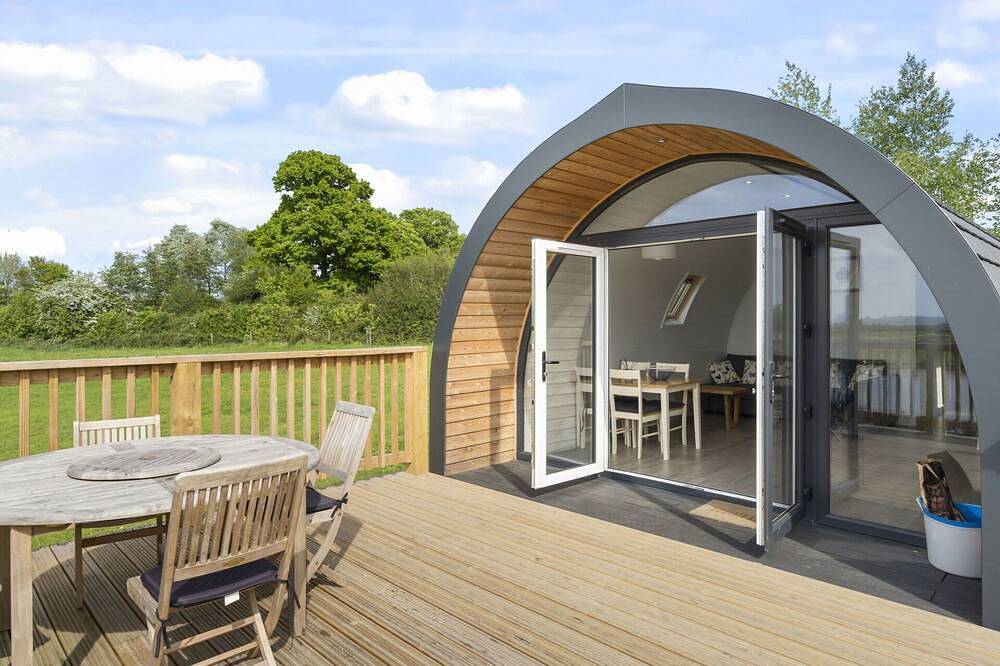 Wunderbares Ferienhaus für 6 Leute mit Whirlpool, Tv, Terrasse und Haustiere erlaubt in Hertford, Hertfordshire