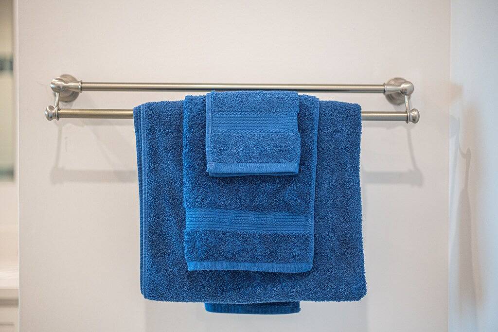 Luxury Beachfront hideaway with Hot Tub and Direct Beach access! in Cocoa Beach, Space Coast