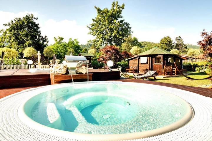 Appartamento per 2 persone, con Terrazza e Giardino nonché Piscina e Panorama a Borgo Pace