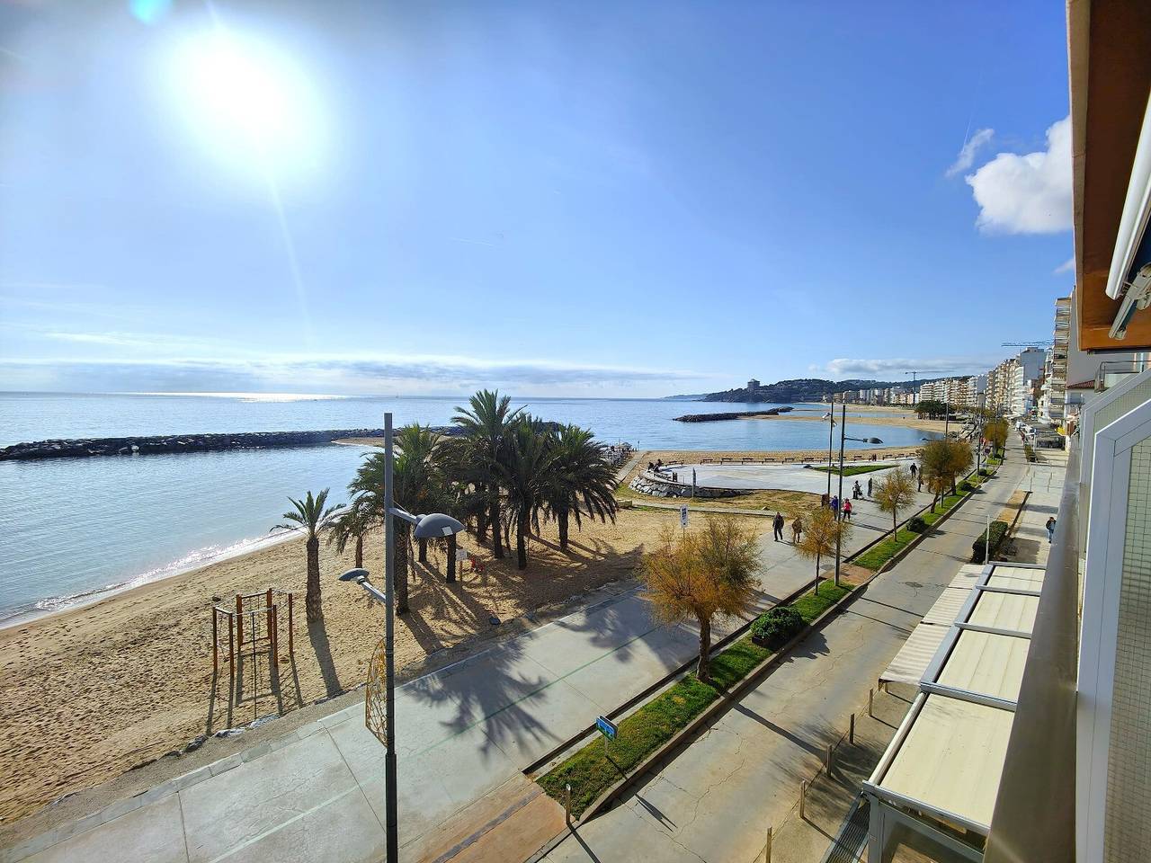 Ganze Wohnung, Ferienwohnung 'Sant Antoni Calonge' mit Meerblick, Balkon und Klimaanlage in Calonge, Costa Brava