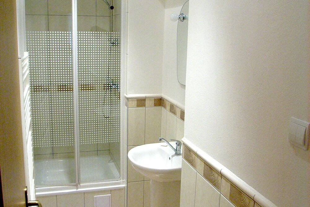 Appartement entier, Appartement moderne, spacieux et bien équipé dans les montagnes des Hautes Tatra in Tatranska Lomnica Ski Area, Hautes Tatras