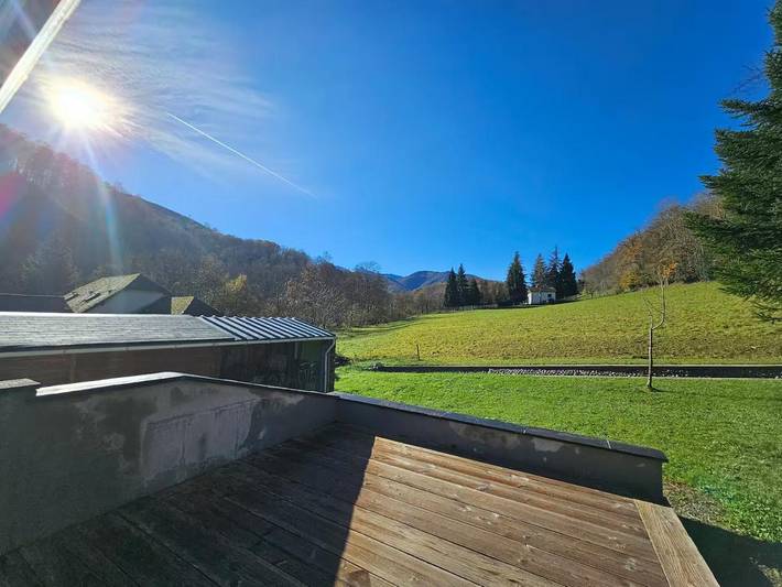 Gîte pour 4 personnes, avec jardin ainsi que terrasse et vue à Pouzac - 4