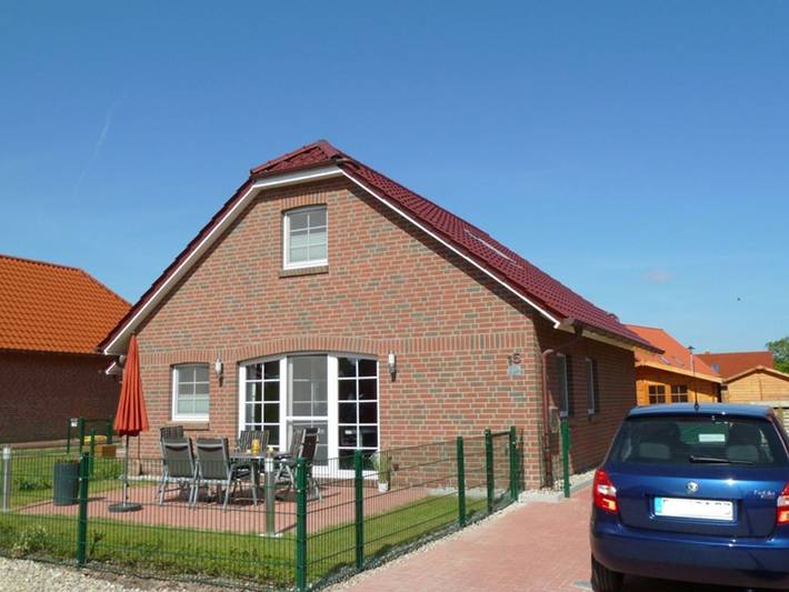Ferienhaus für 6 Personen, mit Terrasse und Garten in Krummhörn - 2