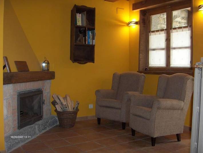 Casa rural para 4 personas, con terraza y jardín, Se admiten mascotas en Parque Natural de Redes - 3