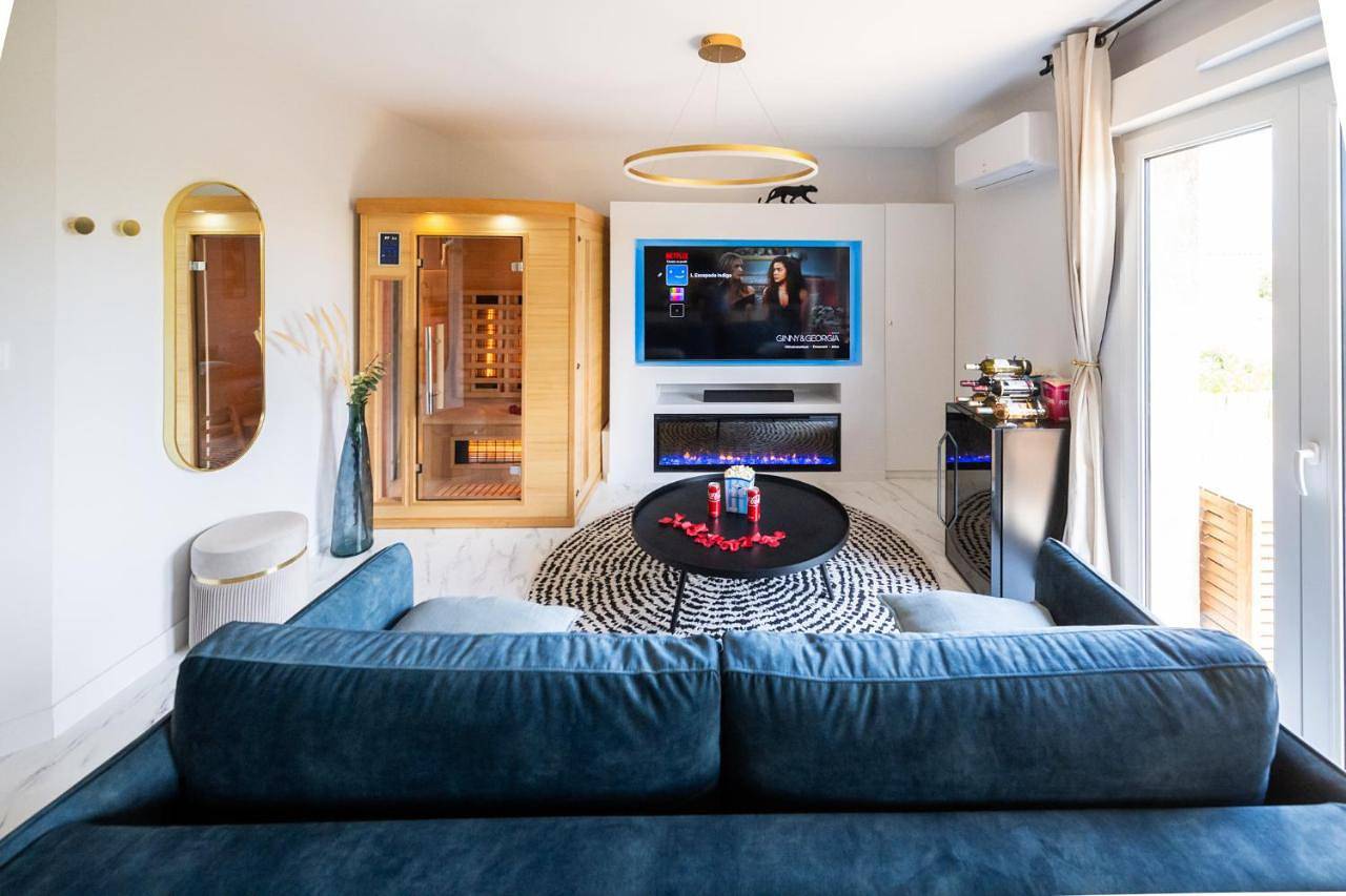 Appartement entier, L'Escapade Indigo - Balnéo - Sauna in Tournefeuille, Haute-Garonne