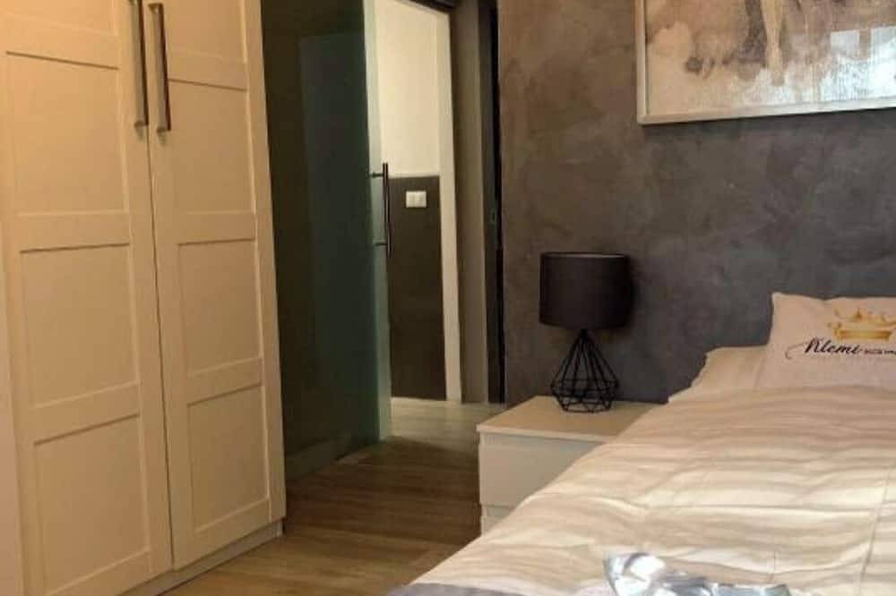Klemi- Stanza Doppia con Bagno Privato in Trento, Prealpi Gardesane