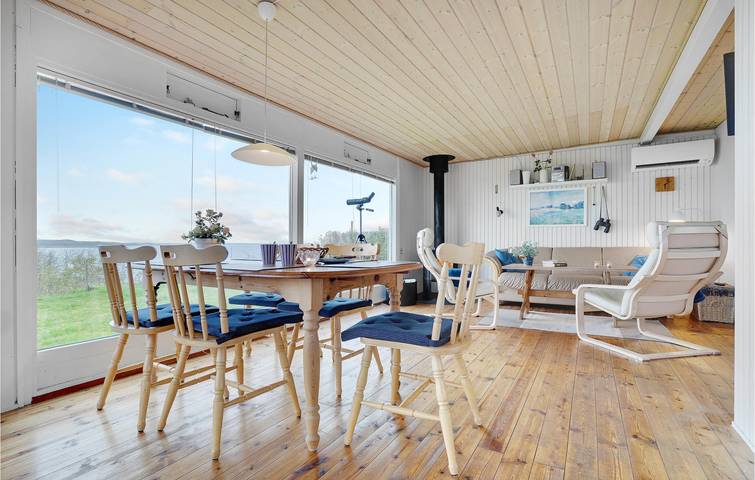 Ferienhaus für 4 Personen mit Terrasse in Ølsted, Hovedstaden
