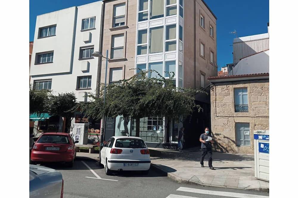 Apartamento entero, Apartamento (ático) con vistas al mar, ascensor y aire acondicionado in Puebla del Caramiñal, Rias Baixas