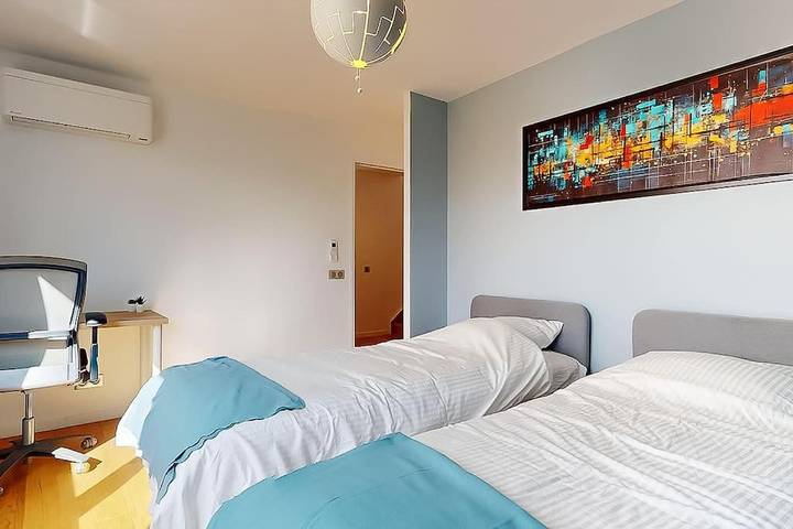 Location de vacances pour 6 personnes, avec jardin à Rungis - 4