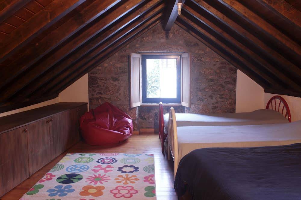 Rustiek en gezellig huis in het dorp Sabugueiro - Serra da Estrela in Seia, Serra da Estrela