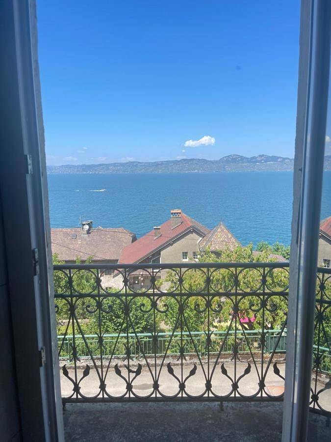 Appartement de vacances pour 2 personnes, avec jardin ainsi que vue et vue sur le lac, animaux acceptés
