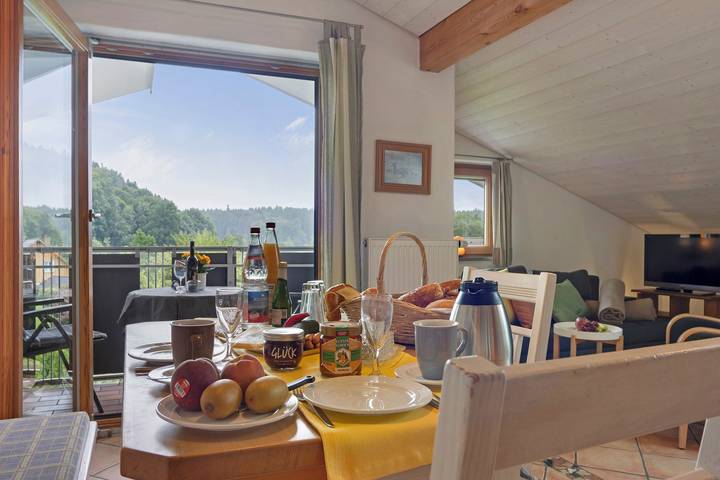Entire apartment, Apartment '1' with Balcony and Wi-Fi in Argenbühl, Region Bodensee-Oberschwaben