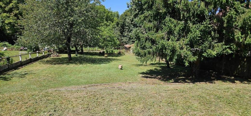 Location de vacances pour 8 personnes, avec jardin à Lhommaizé - 3