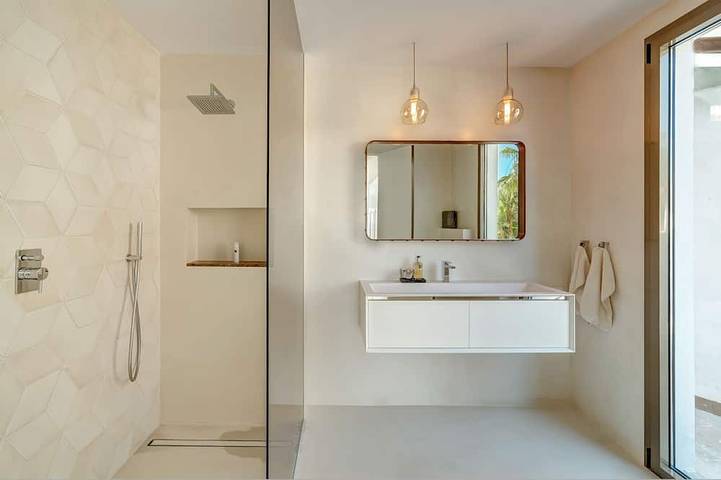 Stilvolle 300 m2 Pool Villa mit herrlichem Meerblick in exklusiven Wohngegend in Costa d'en Blanes, Calvià