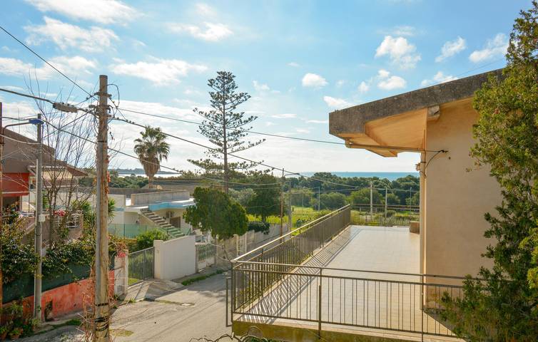 Luxuriöse Wohnung mit Meerblick, Pool und Terrasse in Sampieri in Sampieri, Scicli