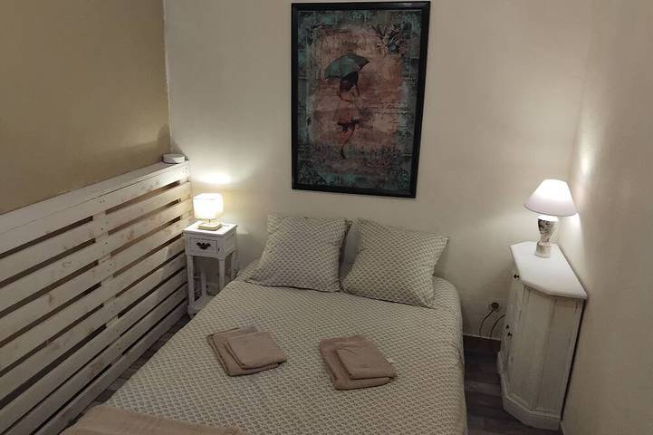 Large gîte in the heart of nature Sleeps 15 Pets welcome 17€ in Montazeau, Périgord Pourpre