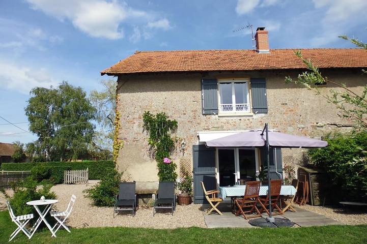 Gîte pour 8 personnes, avec Terrasse et Jardin