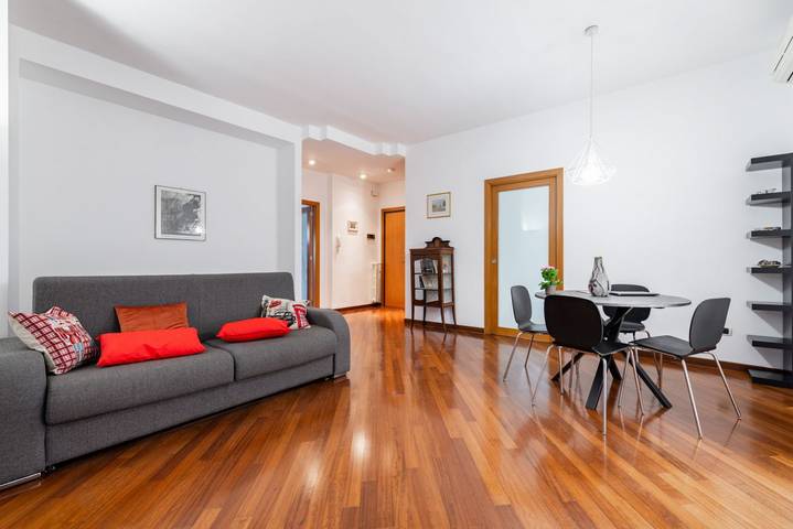 Ganze Wohnung, Ferienwohnung für 6 Personen mit Balkon/Terrasse in Bari, Bari Provinz