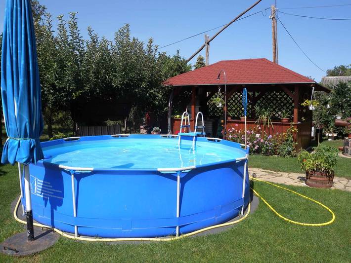 Ganze Ferienwohnung, Ferienwohnung mit Außenpool und Klimaanlage in Gyenesdias, Balaton Hochland Nationalpark