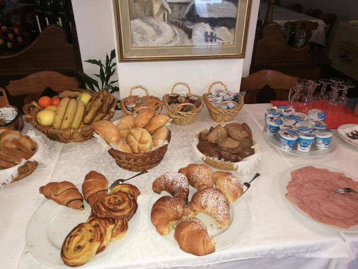 Hôtel pour 2 personnes, avec terrasse ainsi que vue et jardin, animaux acceptés à Cortina d'Ampezzo - 4