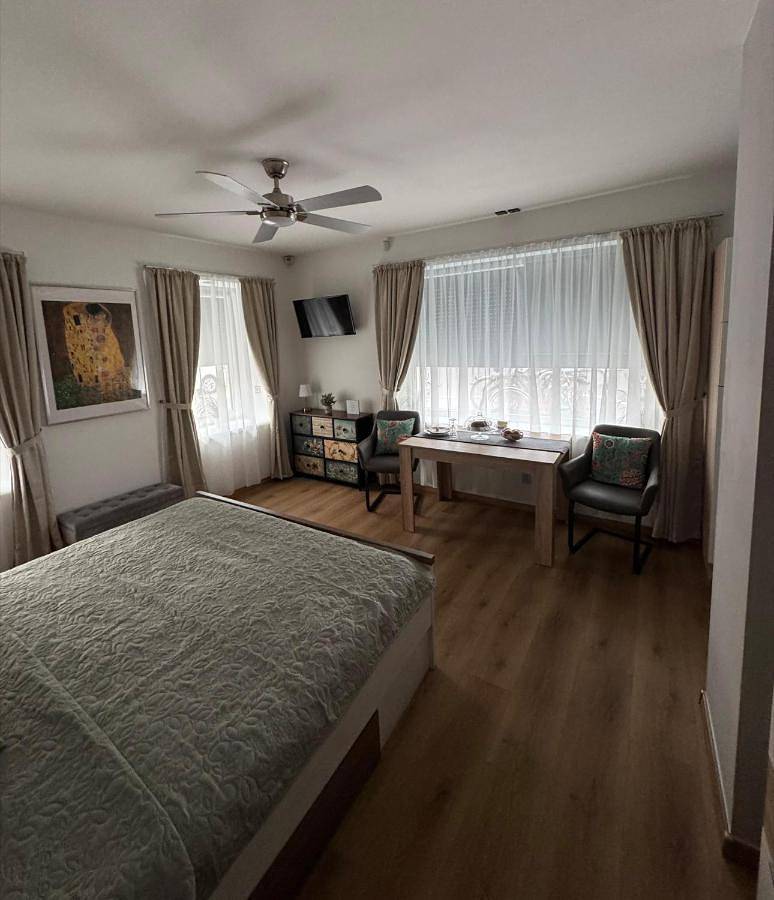 Geheel appartement, Schönbrunn Ferienwohnungen in Wenen, Wienerwald