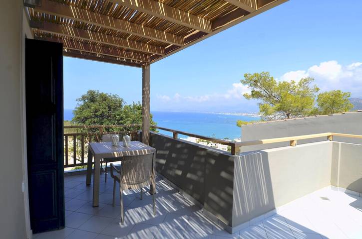 Ferienhaus für 4 Personen, mit Meerblick und Balkon sowie Garten in Stalida