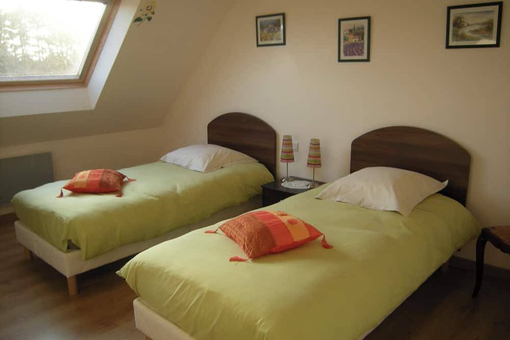 Homerez - House in Plougrescant in Plougrescant, Pink Granite Coast