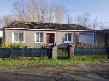 Gîte pour 6 personnes, avec terrasse et jardin à Sansais