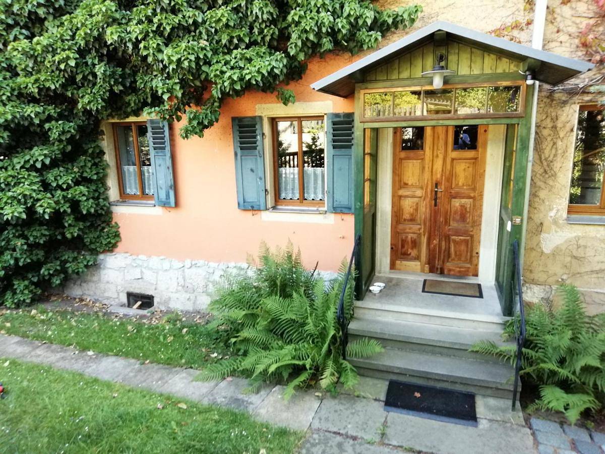Ganze Wohnung, Two-Bedroom Apartment in Loschwitz, Dresden