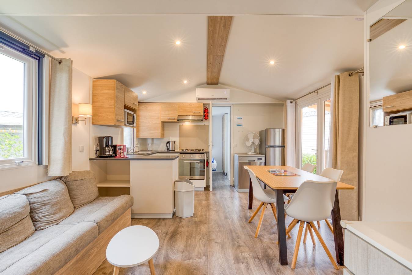 Mobile Home - 8 Places in Lattes, Côte méditerranéenne (France)