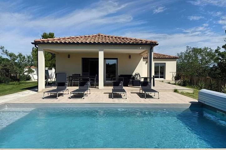 Cottage pour 8 personnes, avec terrasse et jardin à Potelières