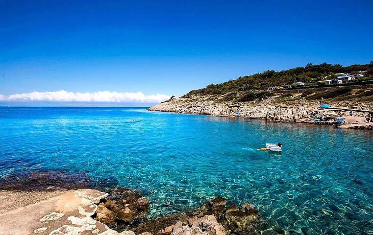 Bungalow für 4 Personen, mit Terrasse und Pool in Kvarner Bucht - 4