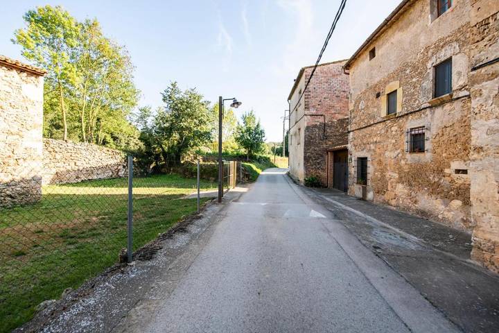 Casa de vacaciones para 8 personas, con vistas y jardín, Se admiten mascotas en Pla de l'Estany - 4