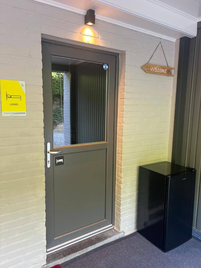Gîte pour 2 personnes, avec Terrasse à Genk - 2
