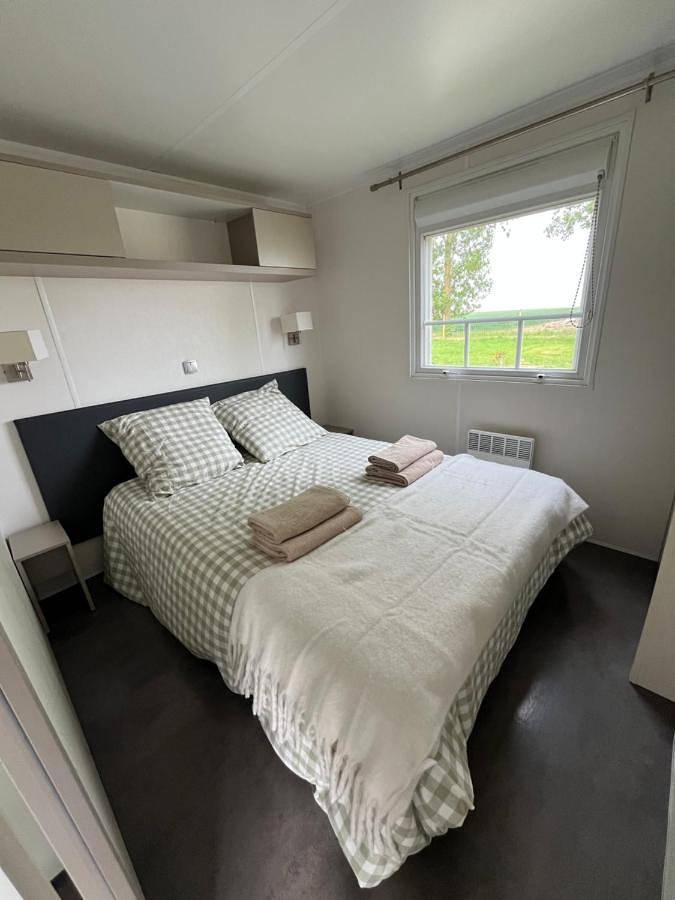 Tente pour 4 personnes, avec jardin ainsi que vue et terrasse dans l' Aisne - 3