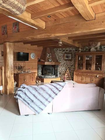 Gîte pour 9 personnes, avec terrasse, animaux acceptés dans Encausse-les-Thermes