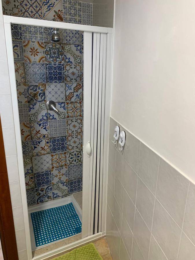 Camere Con Terrazzino in Valderice, Provincia di Trapani