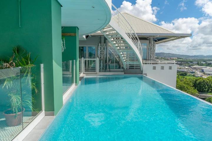 Hôtel pour 2 personnes, avec sauna et vue ainsi que piscine et jardin - 1