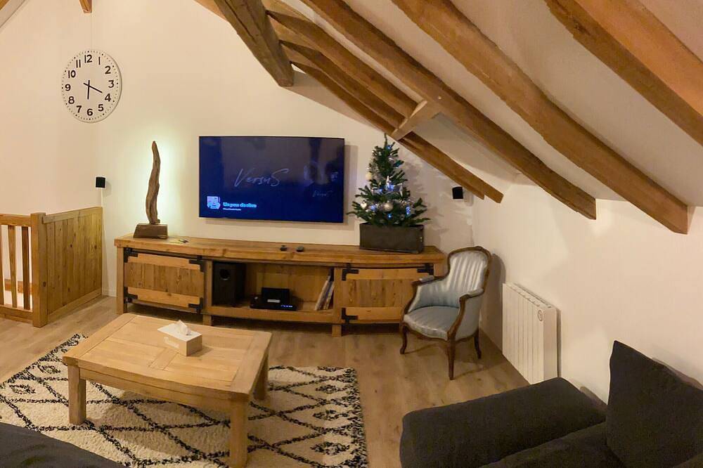 Spacious cottage for 10 in Vagney - Sauna, games, near Gérardmer in Vagney, Parc naturel régional des Ballons des Vosges