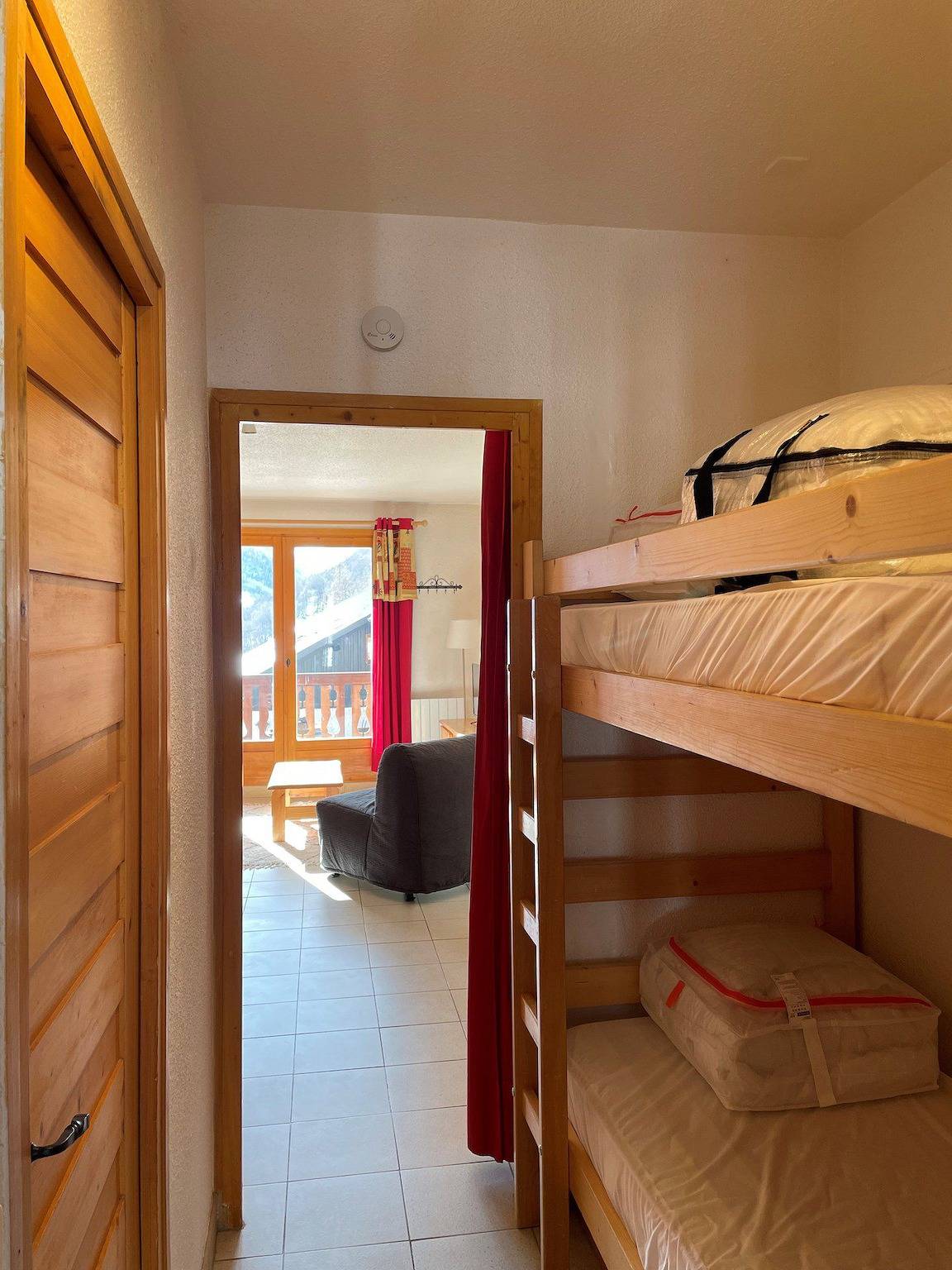 Ganzes Studio, Studio cabin 4/5 people South facing in Valloire, Region Saint-Jean-de-Maurienne