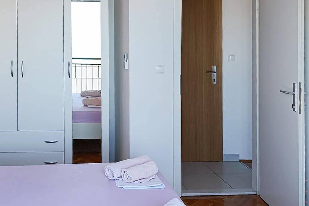 Ganze Wohnung, Gorgeous apartment in Podgora with Wifi in Podgora, Makarska Riviera