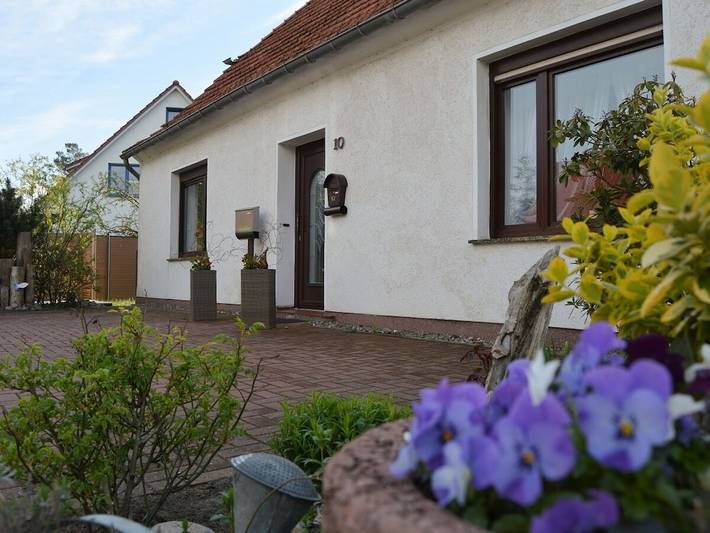 Ferienhaus für 3 Personen, mit Garten in Dierhagen - 2